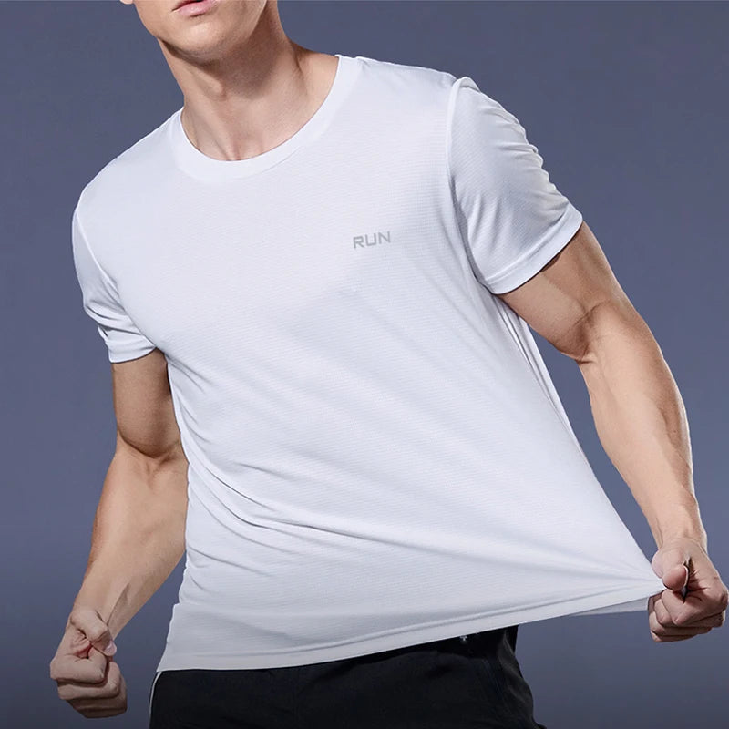 Camisa Masculina Oversized Fitness – Secagem Rápida, Treino e Corrida, Estilo Brasil