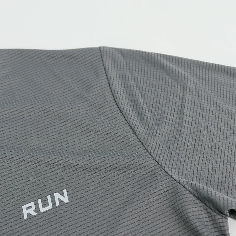 Camisa Masculina Oversized Fitness – Secagem Rápida, Treino e Corrida, Estilo Brasil